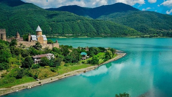 Гарантированные туры по Грузии на май