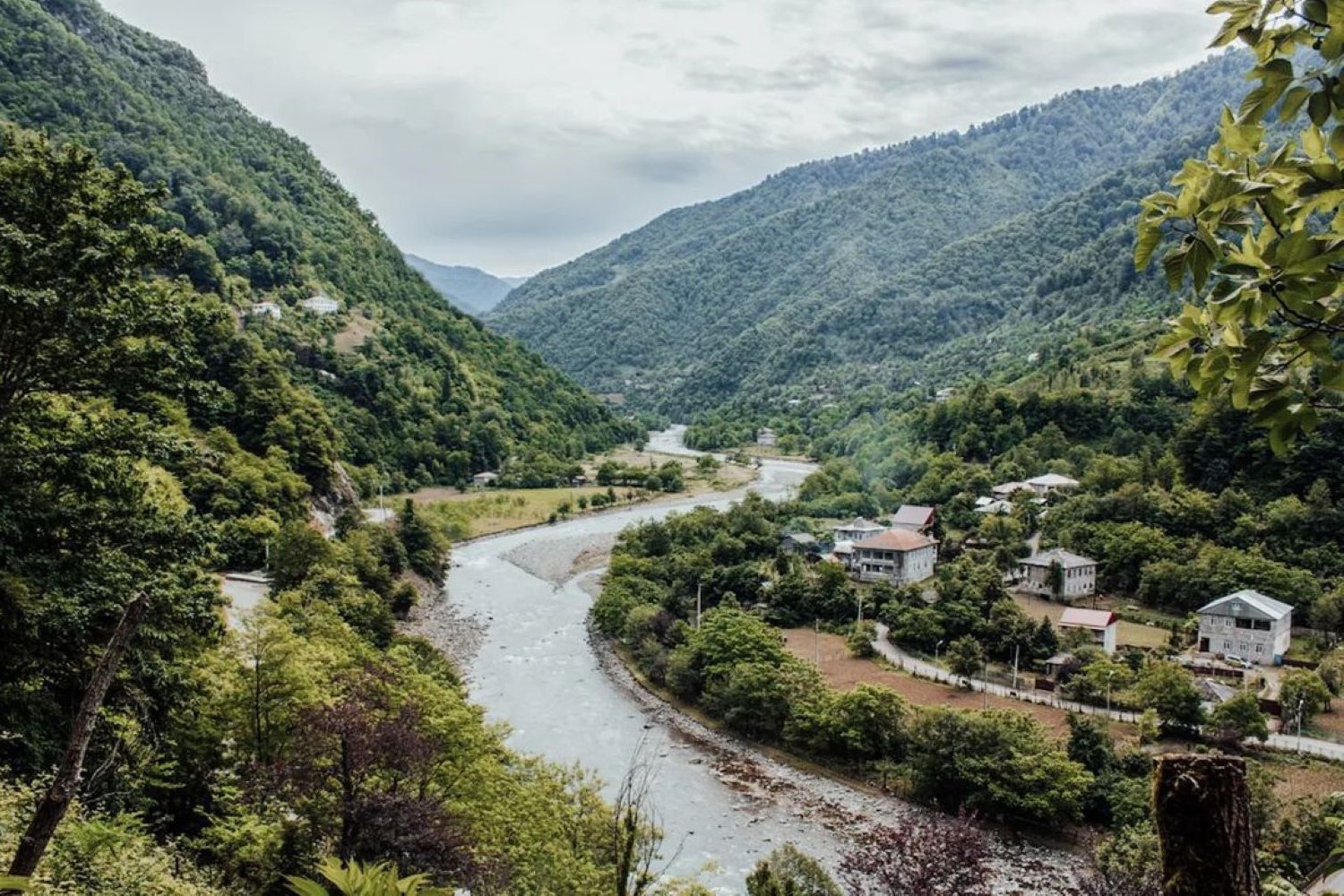 Однодневная экскурсия из Батуми: Горная Аджария — водопады, легенды и горные деревни