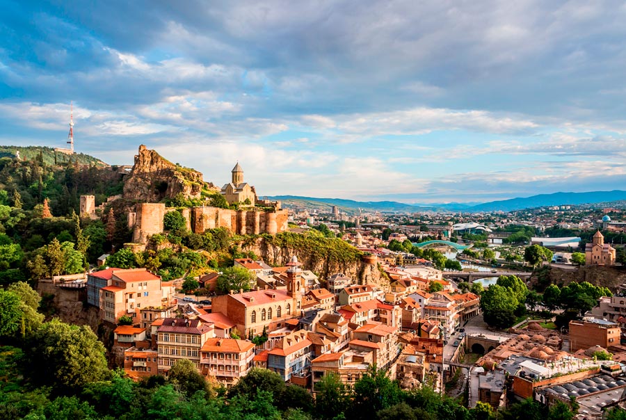 Весенний тур в Грузию  (6 дней)